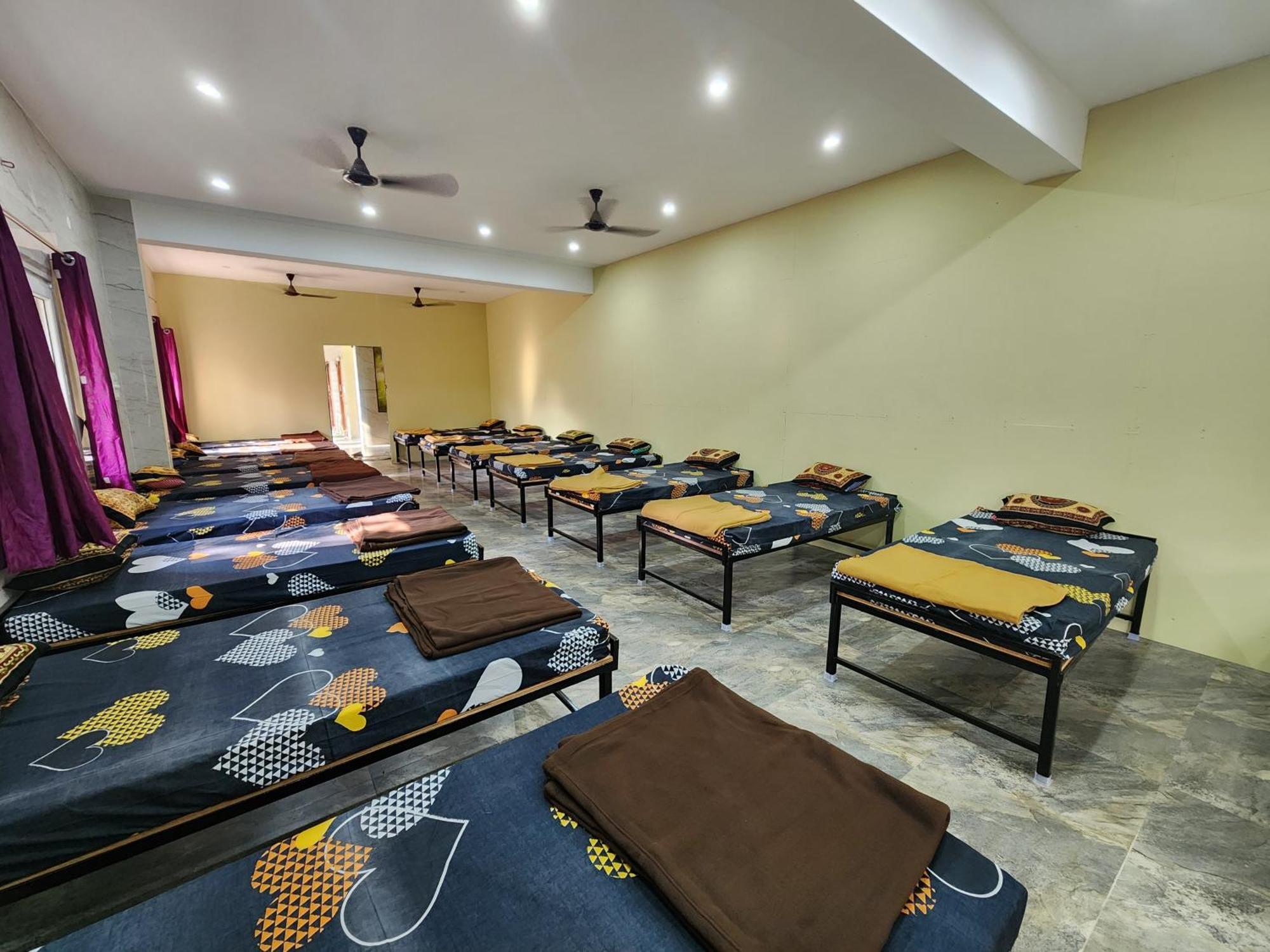 Krishnabhavan Resorts Yercaud Buitenkant foto